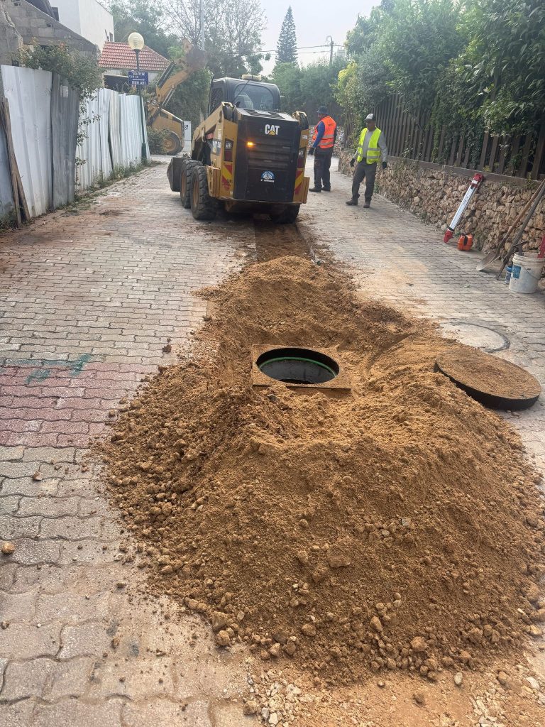 יבניאלי ואיתמר בן אבי 1 1